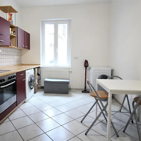 Homestay Nahe Bahnhof Und