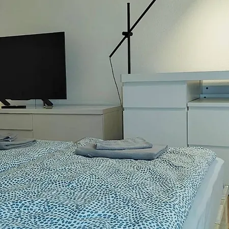 Habitación en casa particular Nahe Bahnhof Und *